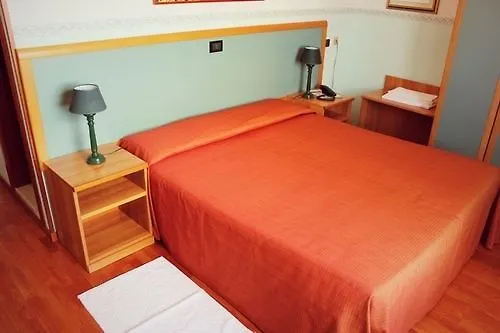 Hotel Elisa Porto Torres 3*,